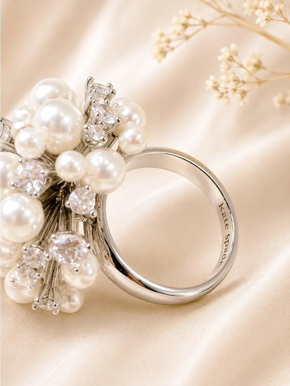 Kate Spade Cheers To That Cluster Ring Pearl Crystal. Size 7